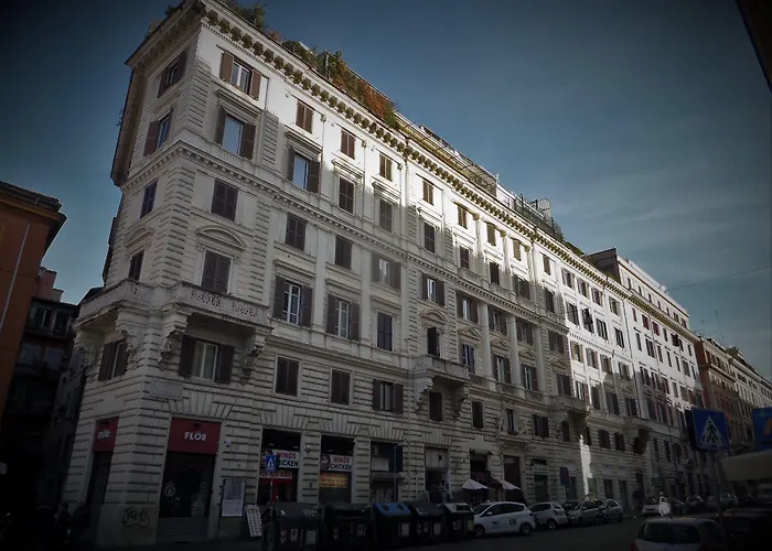 2 Passi Al Colosseo Acomodação com café da manhã  Roma