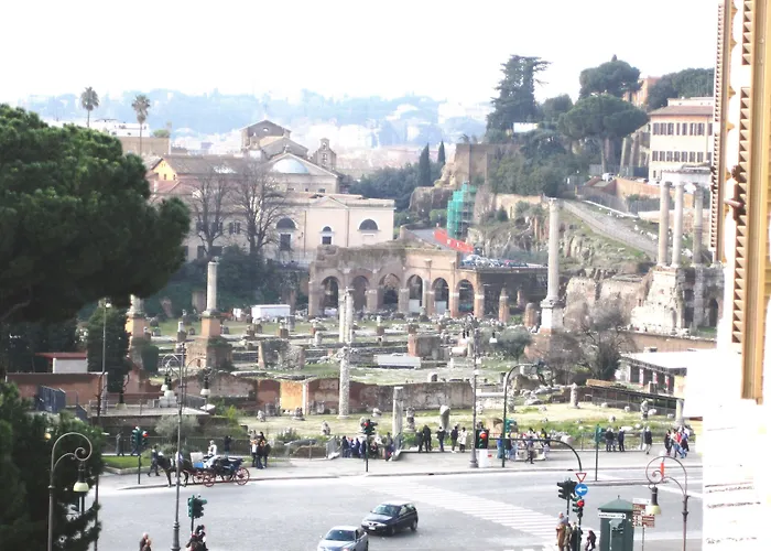 2 Passi Al Colosseo