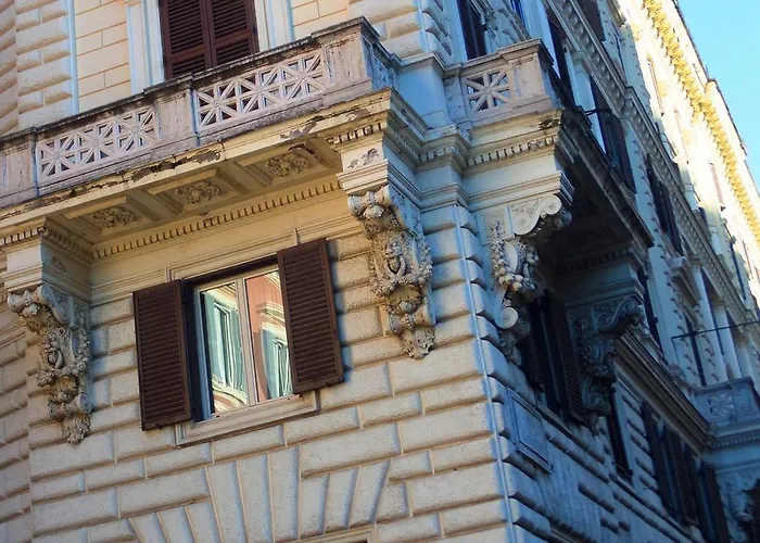 2 Passi Al Colosseo Roma